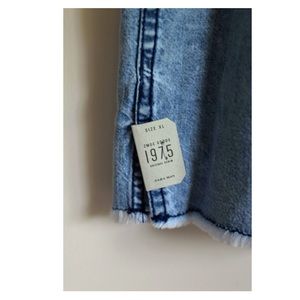 Zara Tops - DEADSTOCK ZARA MAN DENIM TOP Zara Tops - DEADSTOCK ZARA MAN DENIM TOP